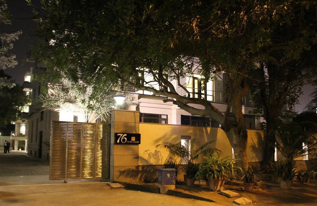 76 Friends Colony Acomodação com café da manhã Nova Deli Exterior foto